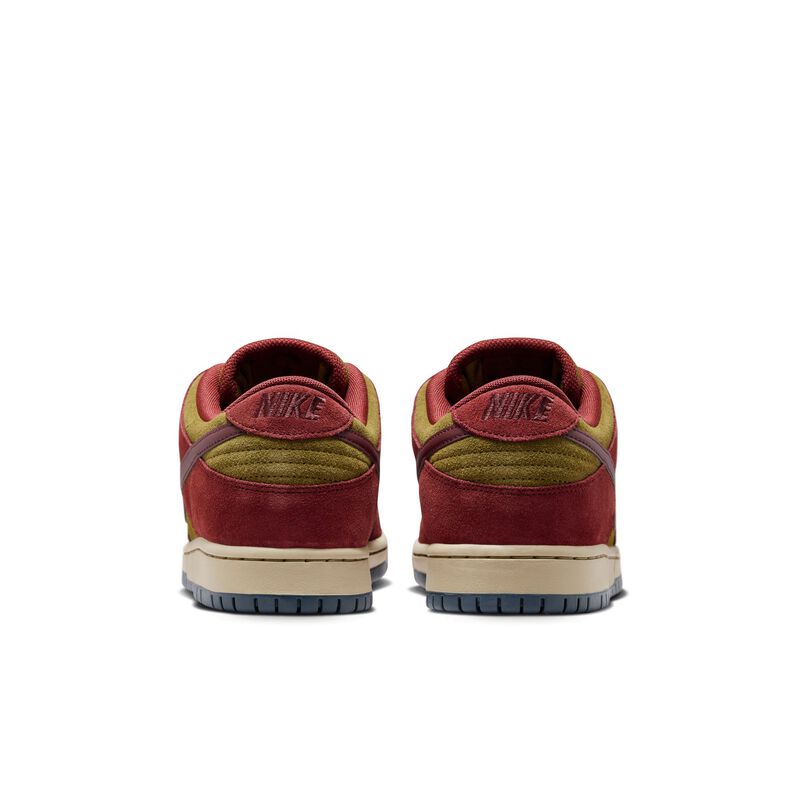 SB Dunk Low Pro