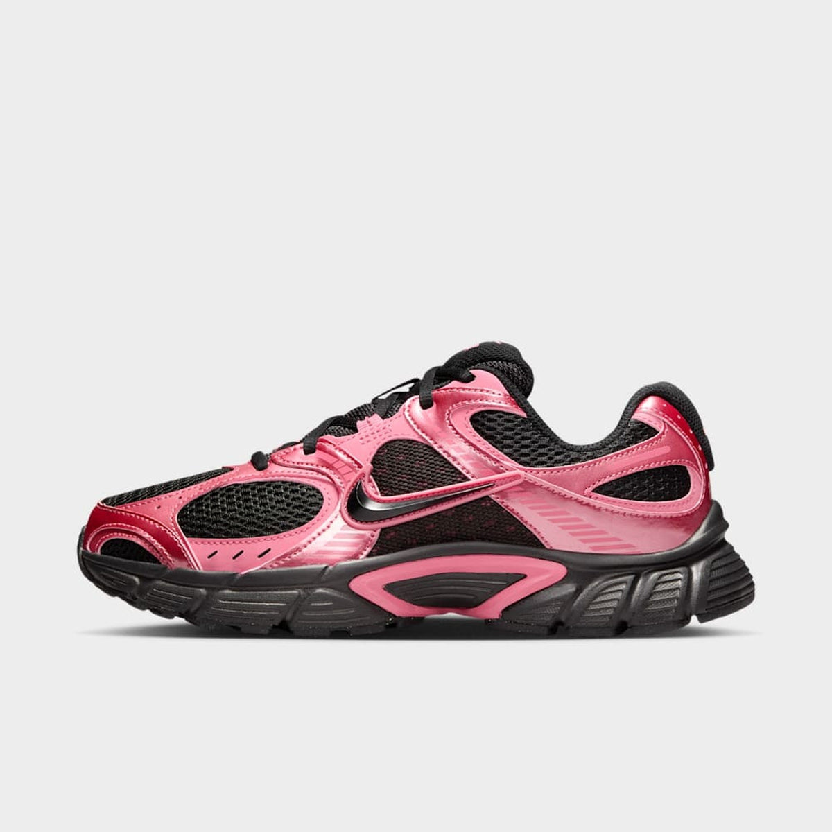 W NIKE V5 RNR