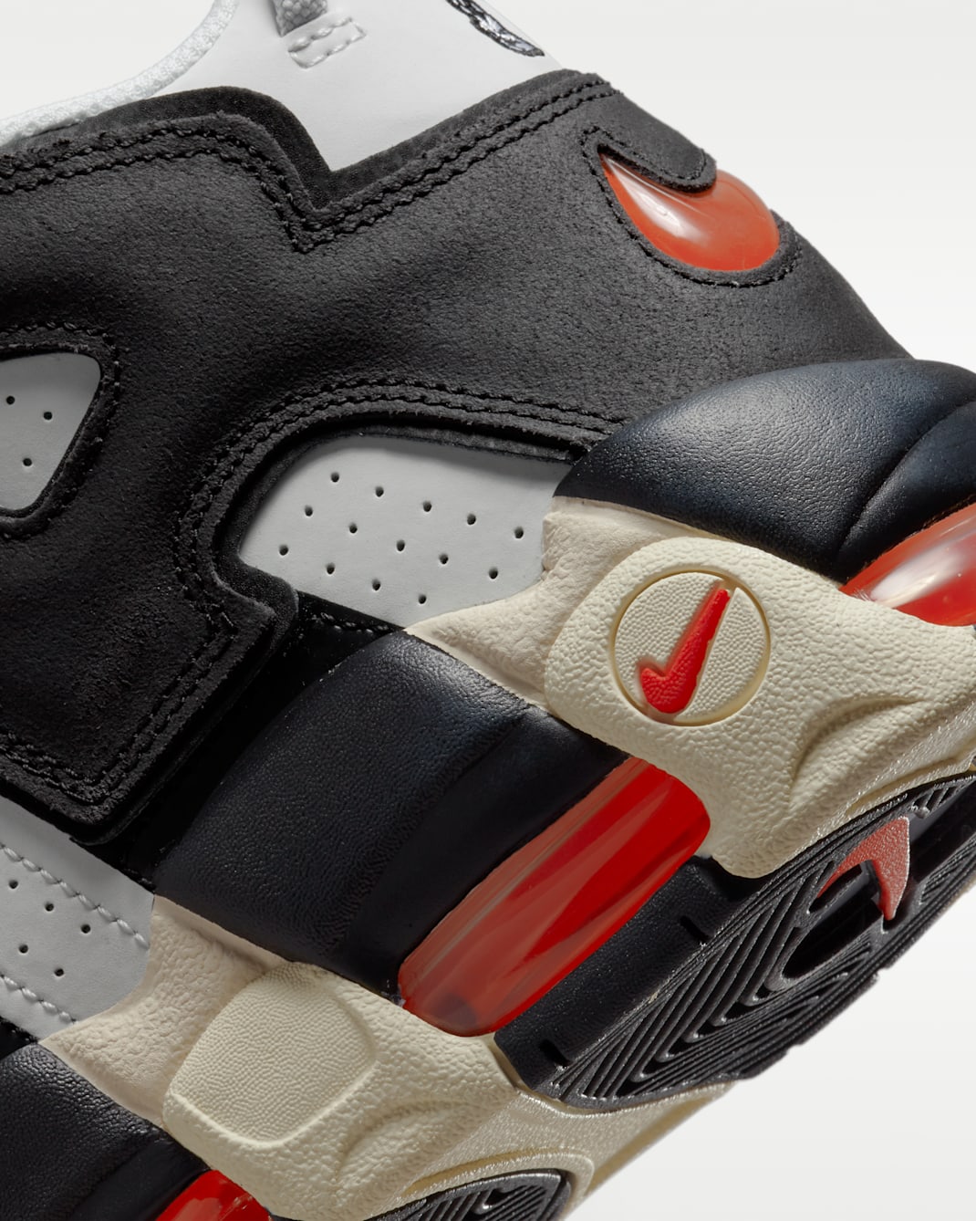 Nike AIR MORE UPTEMPO 96 FTL - PHOTON DUST/UNIV RED-TOTAL ORA