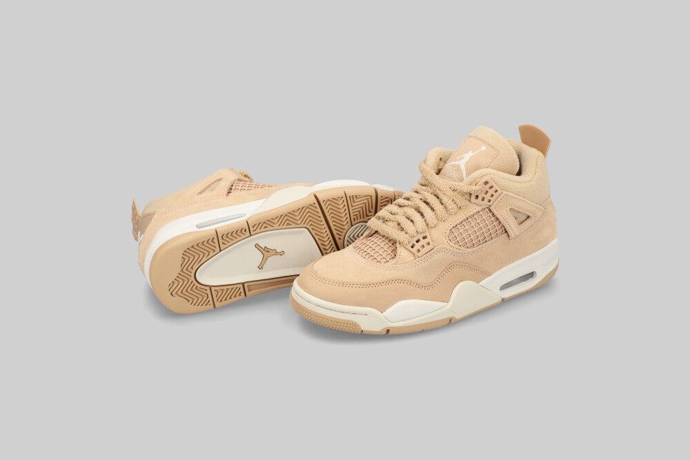 Air Jordan 4 "Cozy Girl"