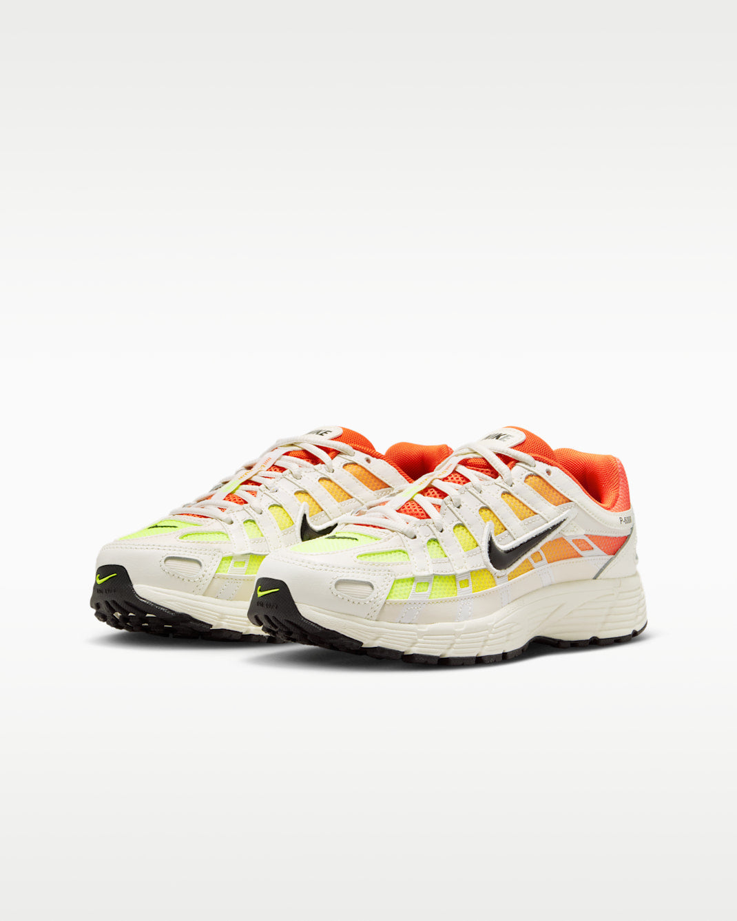 Nike NIKE P-6000 FADE BG - SAIL/BLACK-COSMIC CLAY-VOLT IC