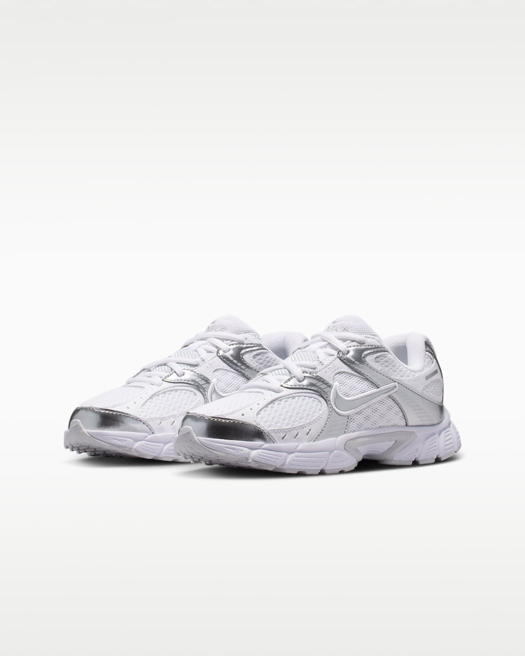 Nike NIKE V5 RNR BG - WHITE/MALACHITE-VAST GREY-MTLC