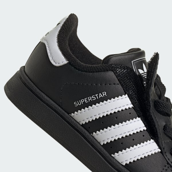 https://assets.adidas.com/images/w_600,f_auto,q_auto/eb4d44be0e9b482084c7e6c10a8bcfa3_9366/Superstar_II_Elastic_Lace_Shoes_Kids_Black_JH9985_43_detail.jpg